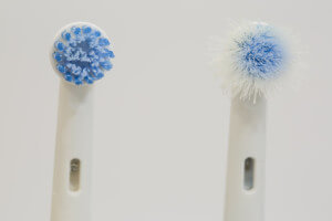 Zahnbürste regelmäßig tauschen nach dem Zähne putzen
